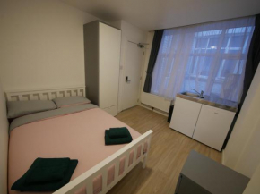 Serviced Studio Flat Central Bournemouth